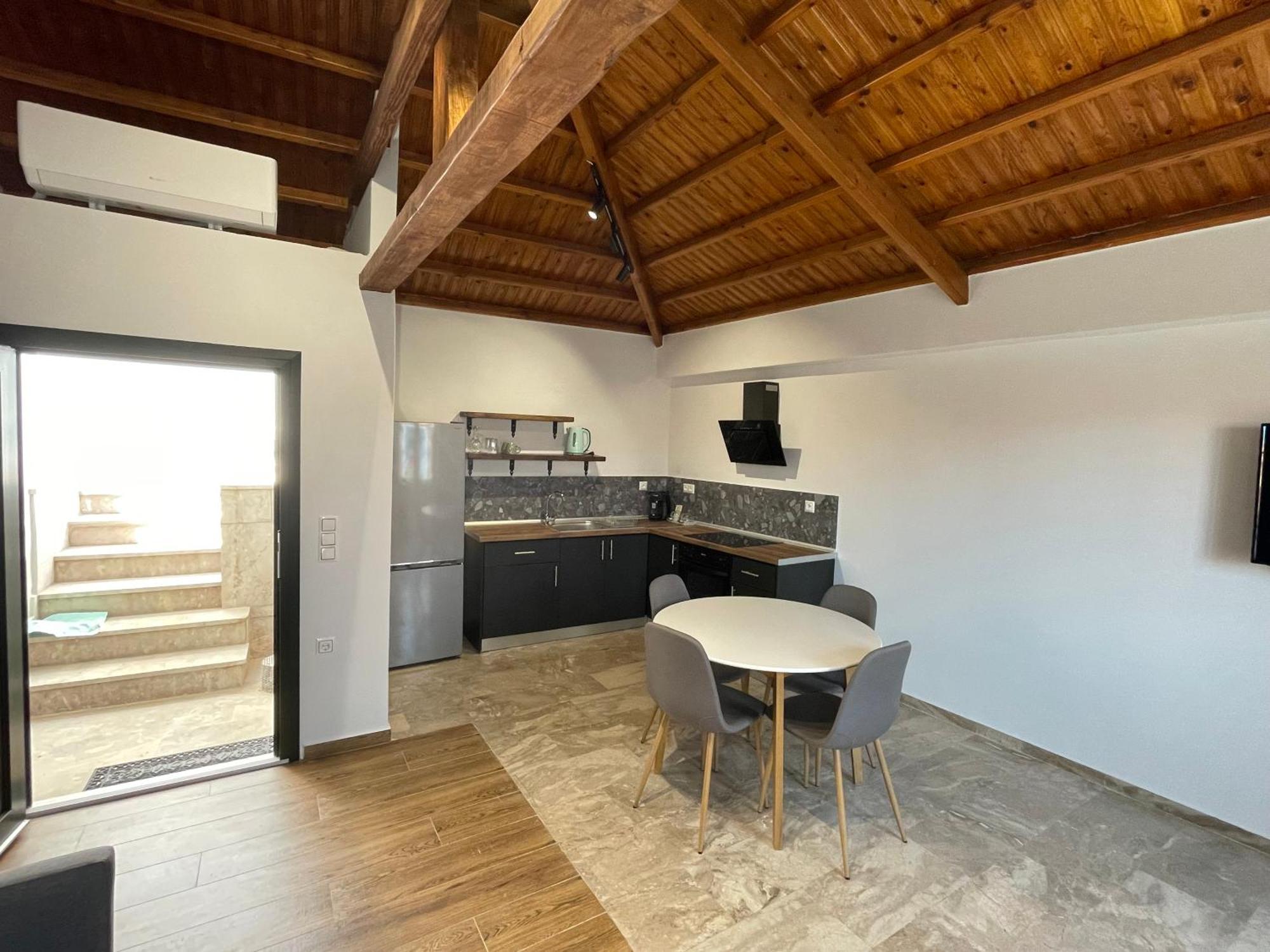 Q Apartments Molyvos ميثيمْنا المظهر الخارجي الصورة