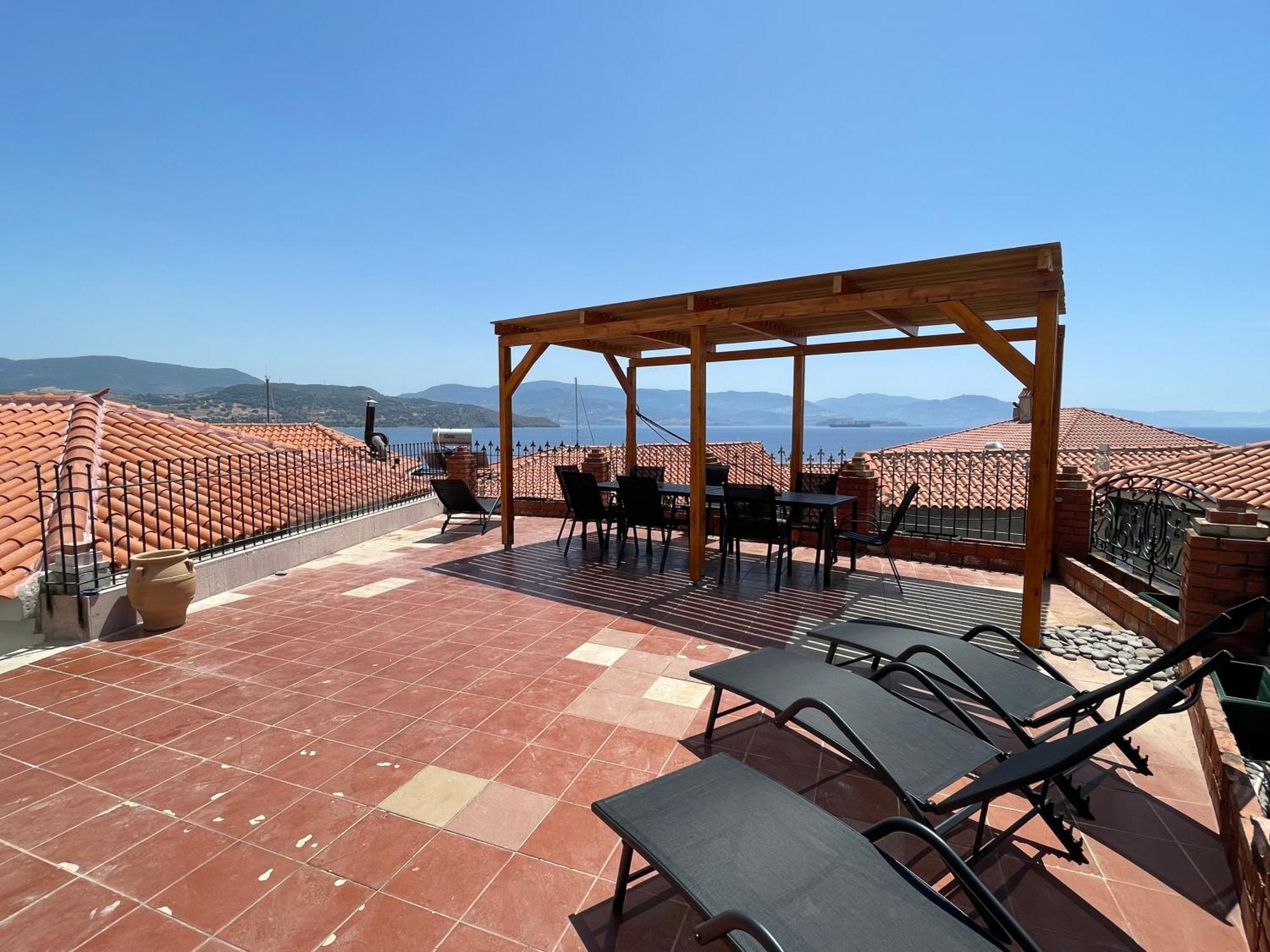 Q Apartments Molyvos ميثيمْنا المظهر الخارجي الصورة